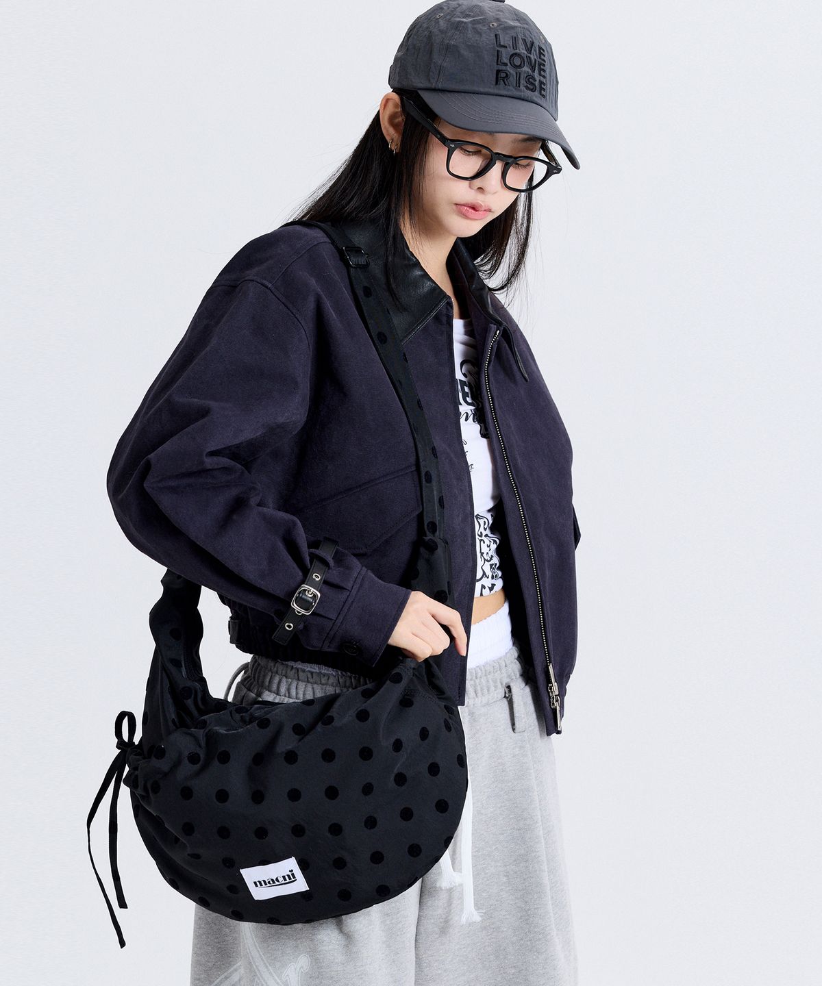 마크니(MACNI) RIBBON POCKET CROSS BAG