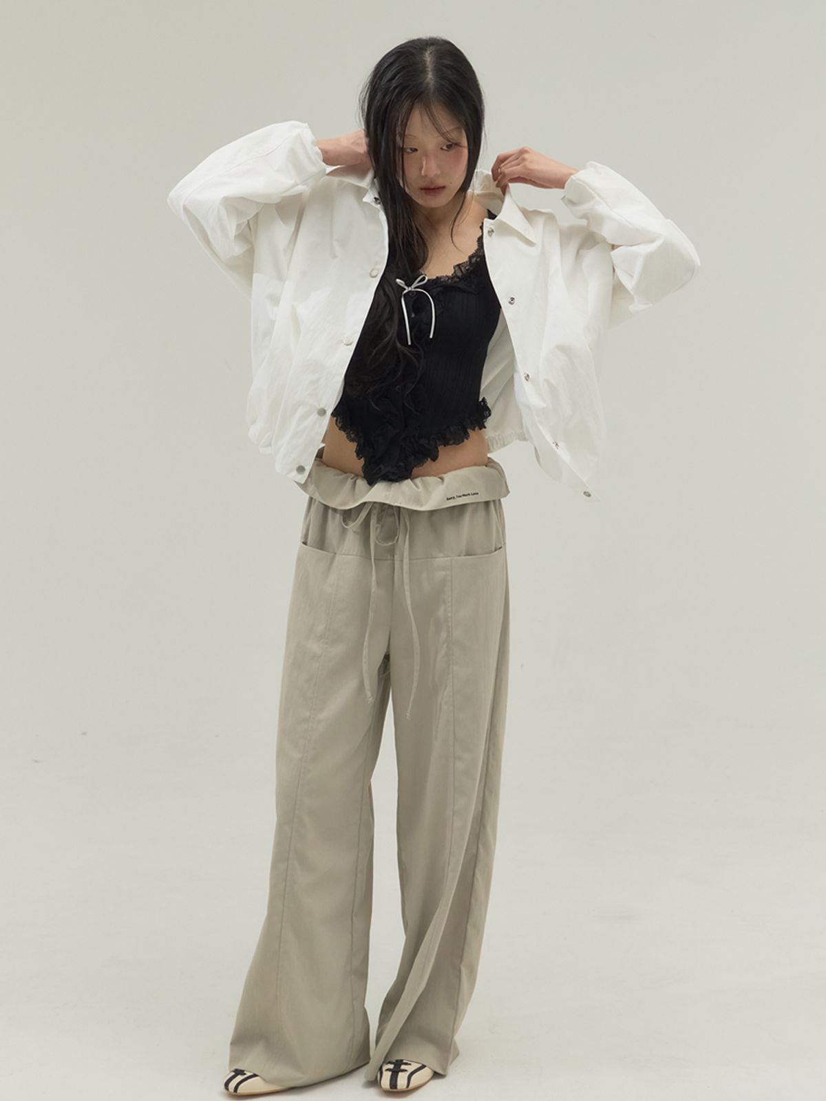 쏘리, 투 머치 러브(SORRY, TOO MUCH LOVE) Soft Air Short Coach Jacket_Ivory