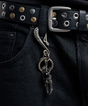 RAM009 Dark Plume Keyring