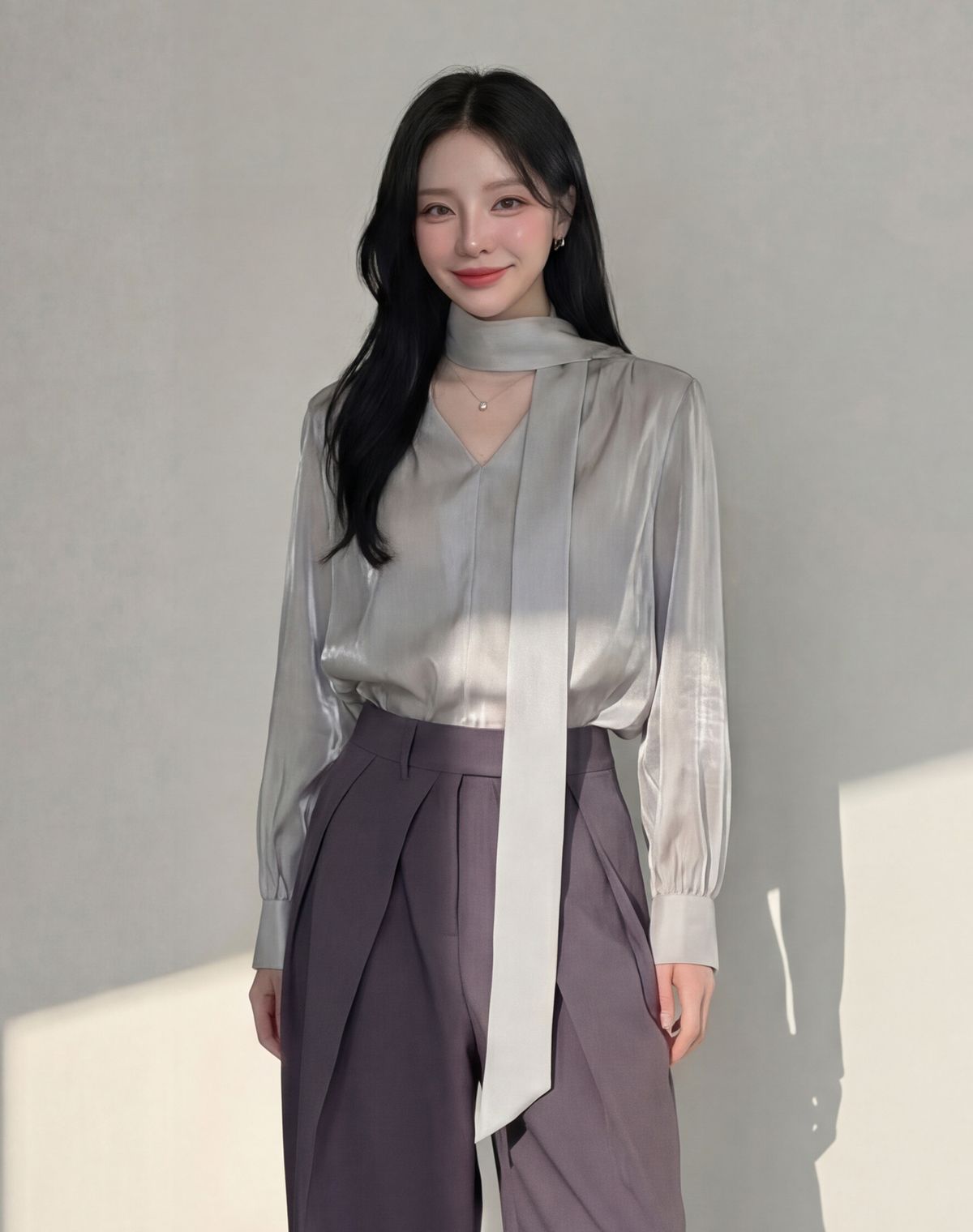 지에마르(GIEMAR) SHINING TIE BLOUSE SKY BLUE 샤이닝 타이 블라우스 스카이 블루