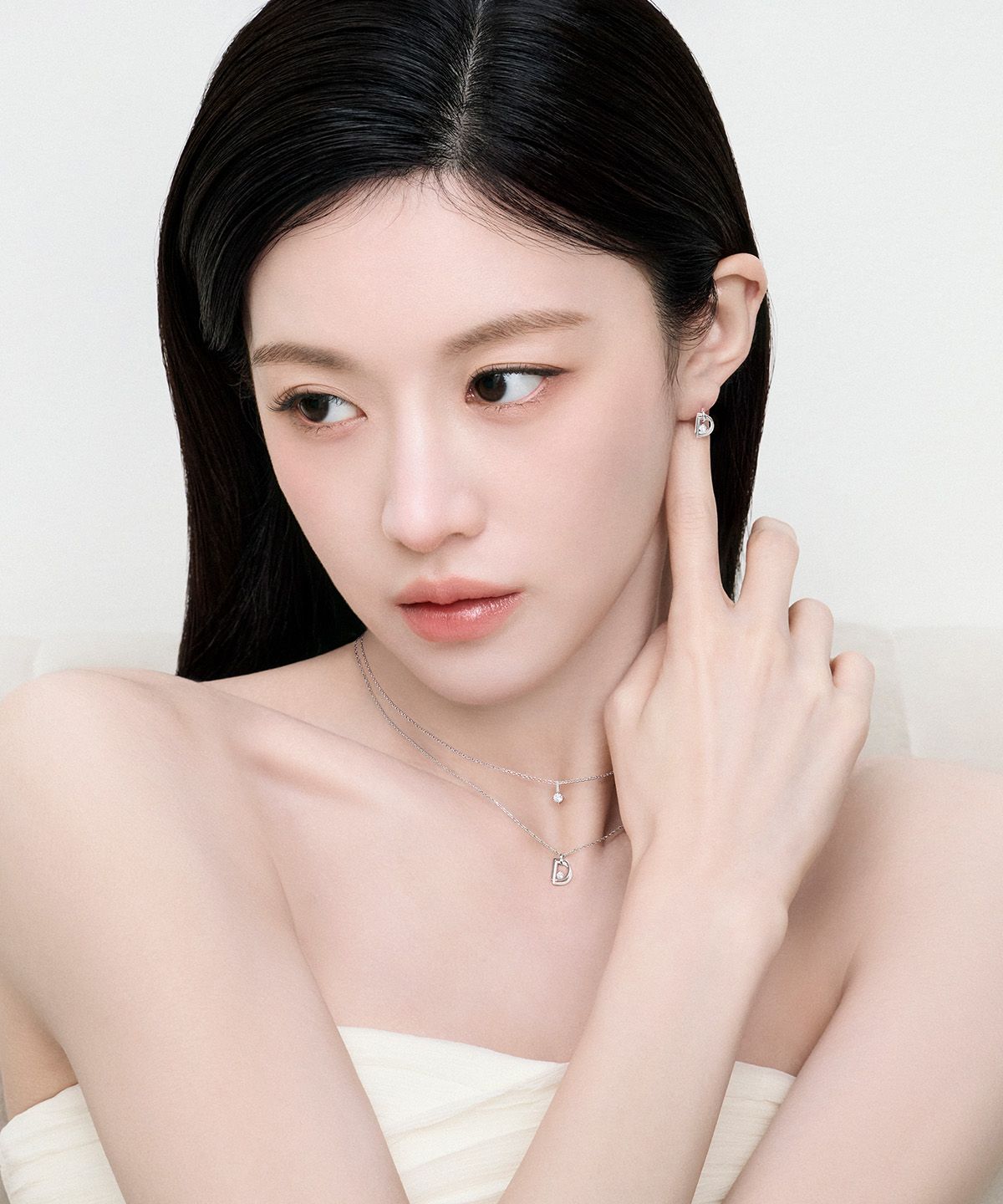 디디에두보(DIDIER DUBOT) 미스두 더블 디 화이트골드 목걸이 JDRNRYS91ZC