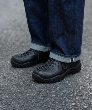 트렉디 락피크 블랙 빈티지 더비