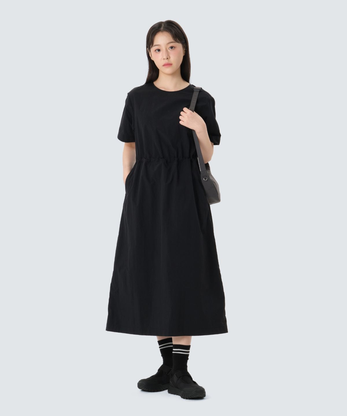 스노우피크 어패럴(SNOWPEAK APPAREL) 타슬란 반팔 원피스 (S26MWLOP53) Black