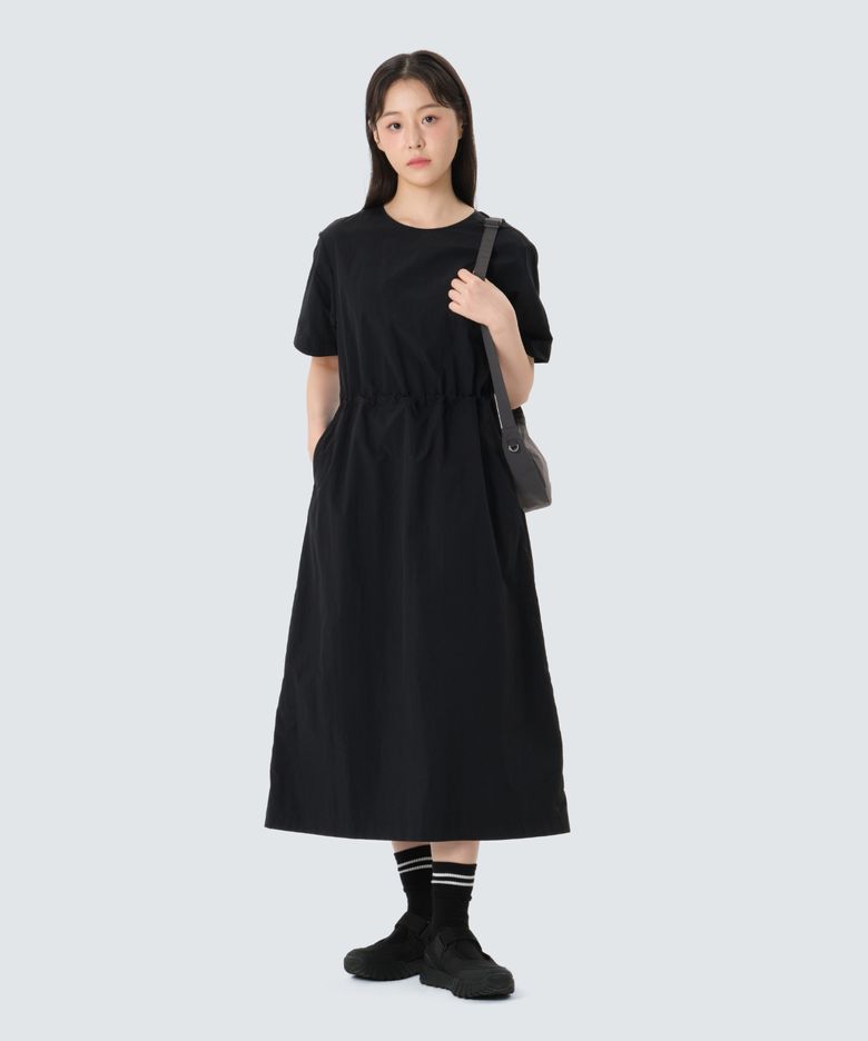 타슬란 반팔 원피스 (S26MWLOP53) Black