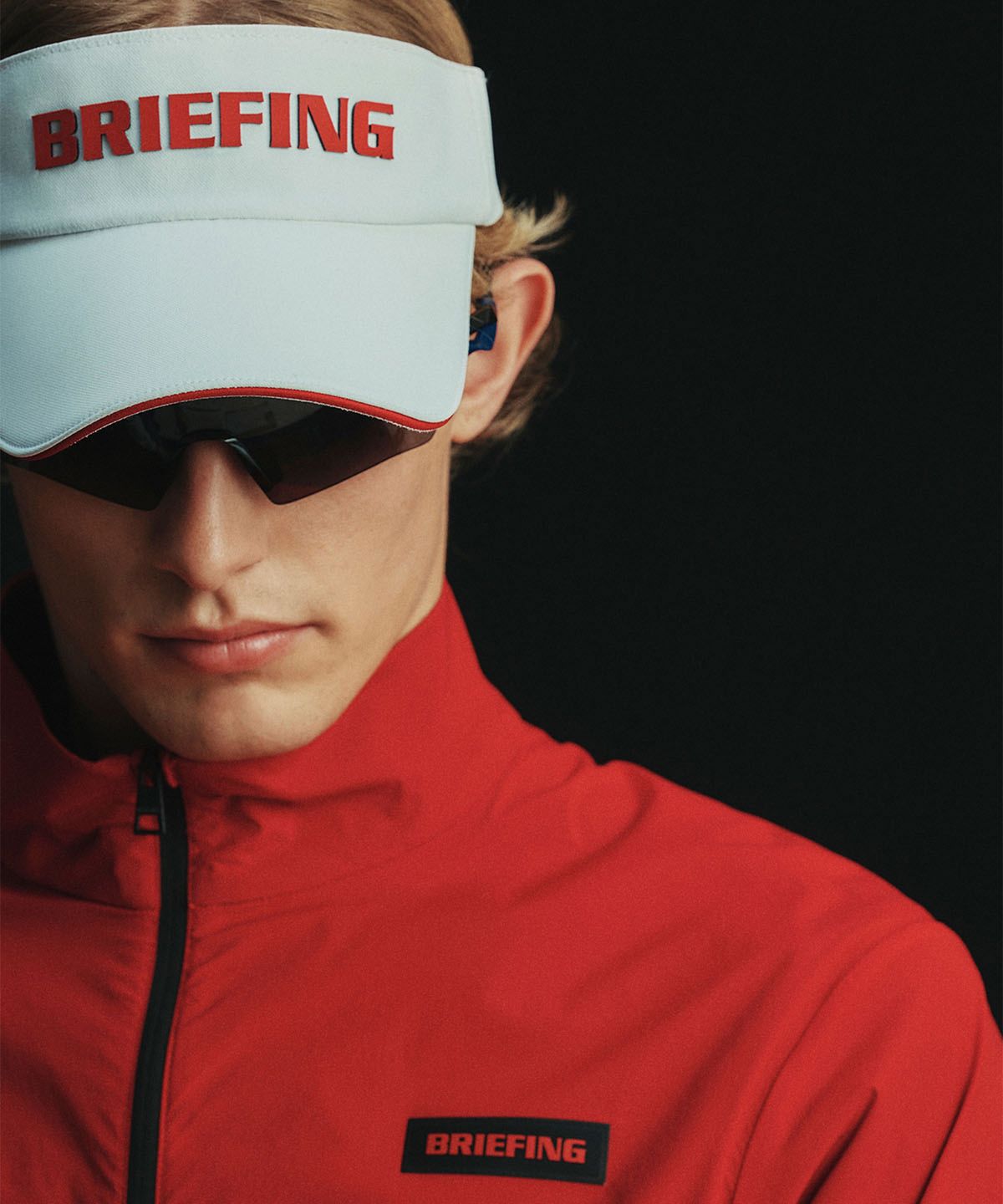 브리핑 골프(BRIEFING GOLF) 남자 빅 로고 바이저_화이트