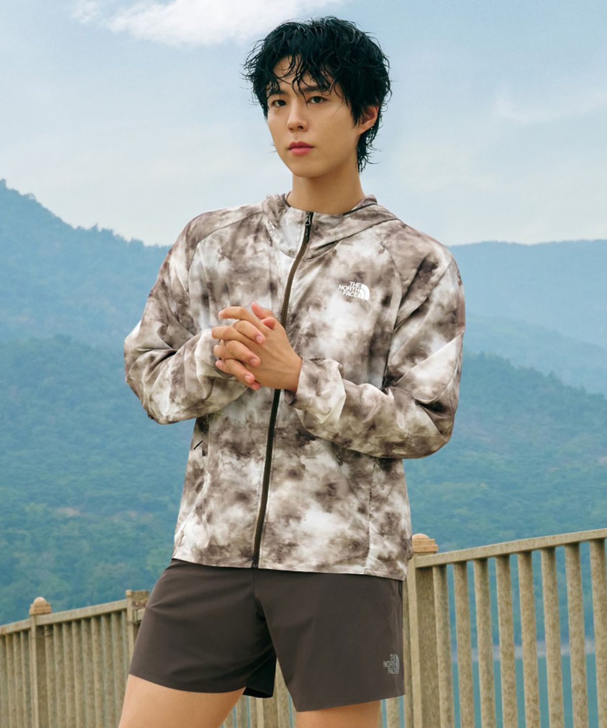 노스페이스(THE NORTH FACE) NS6NS03B 남성 페이스온 5인치 쇼츠 DEEP TAUPE