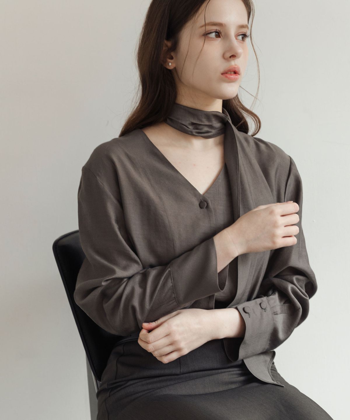 로트르드민(LAUTREDE MIN) Page Tied Blouse