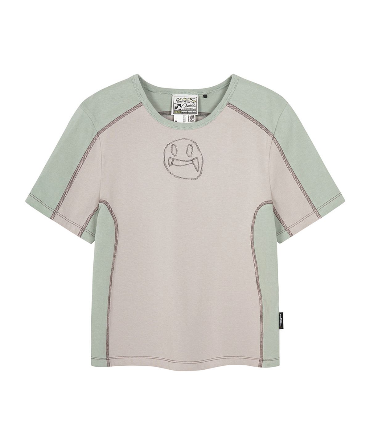 썸웨어 아웃사이드 하이킹 컴퍼니(SOMEWHERE OUTSIDE HIKING COMPANY) 스마일 엠브로이더리 스몰 티_BEIGE
