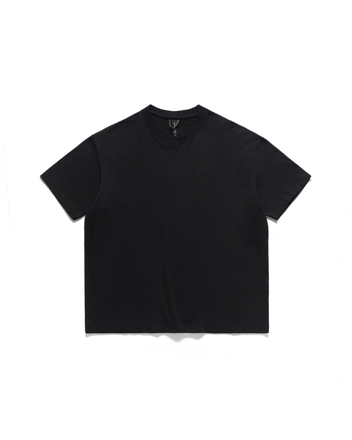 언어펙티드 에센셜(UNAFFECTED ESSENTIAL) CROPPED T-SHIRT / BLACK