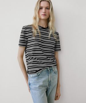 Short-sleeved striped T-shirt