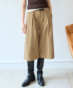 코튼 핀턱 버뮤다 팬츠 [베이지]