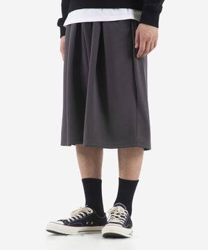 컴포트 원턱 롱 와이드 버뮤다 스웻 팬츠 (CHARCOAL)