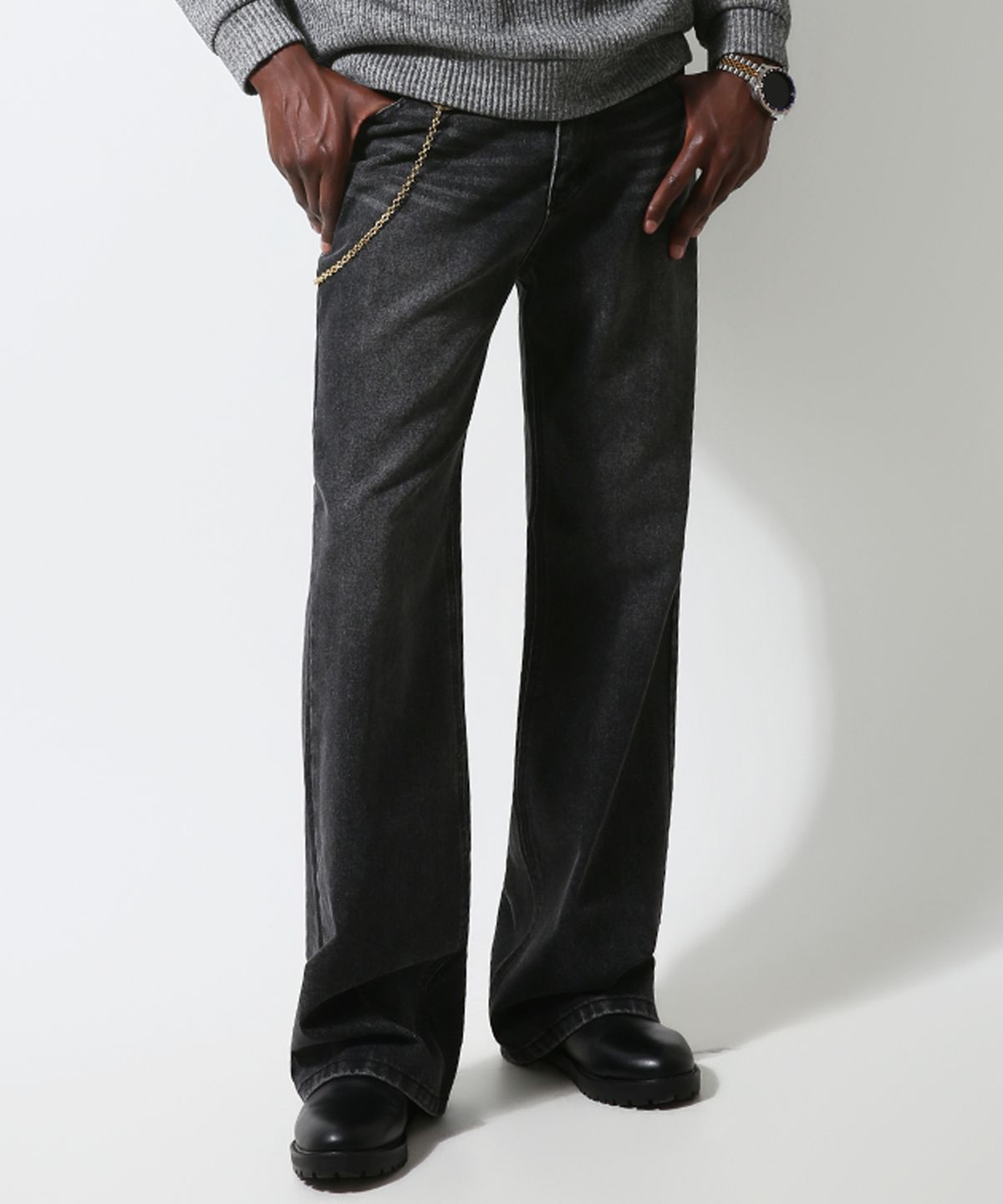 스트라이크(STRIKE) Black Light Wash Long Flare Denim