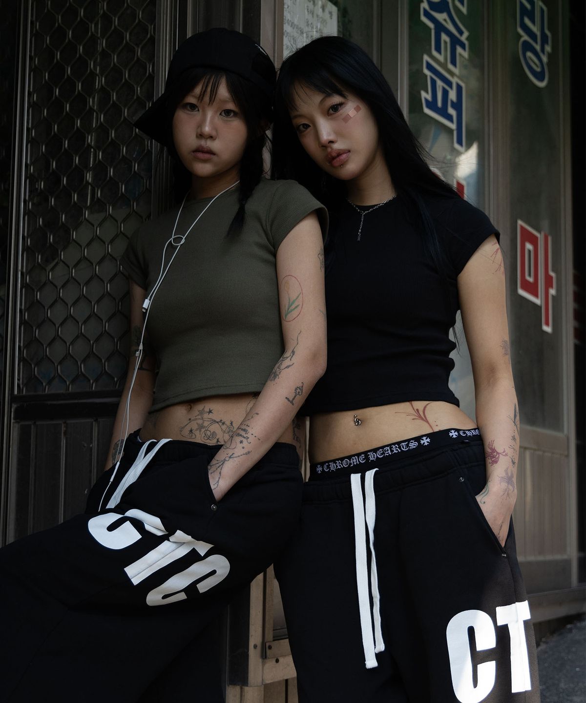 씨티씨(CTC) Beginning buckle tee (black)