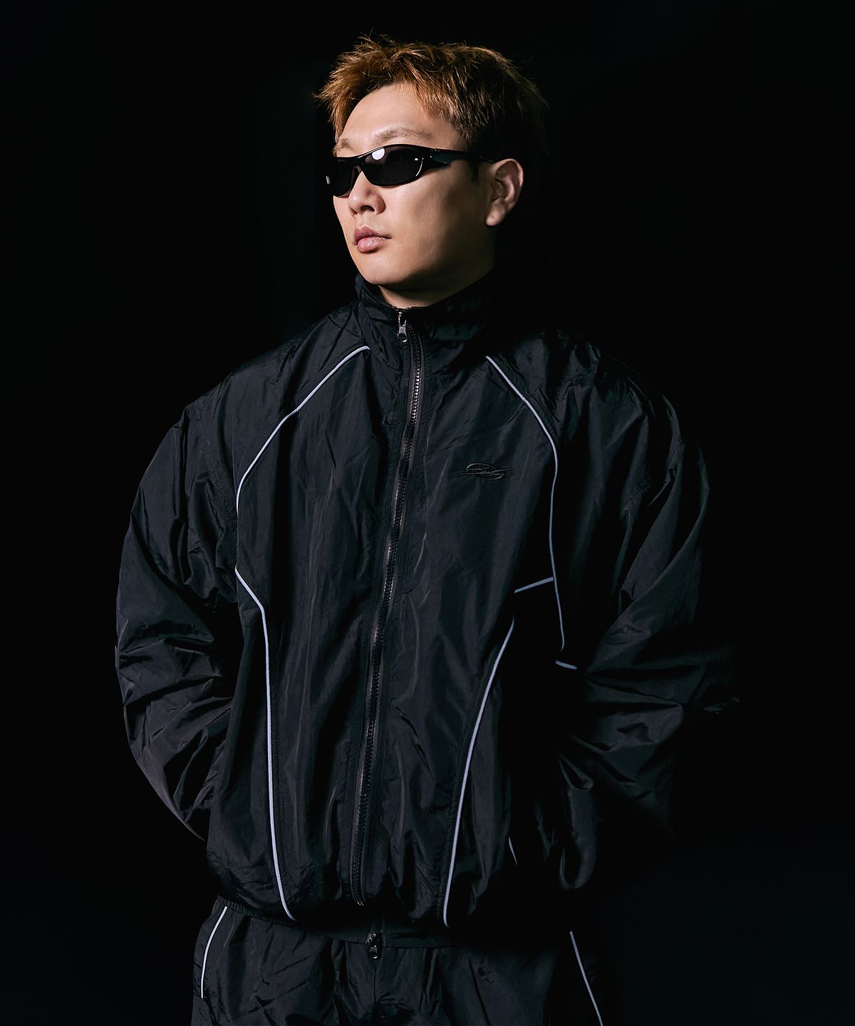더랭크(THERANK) DRY SHELL HYBRID TRACK JACKET [BLACK]