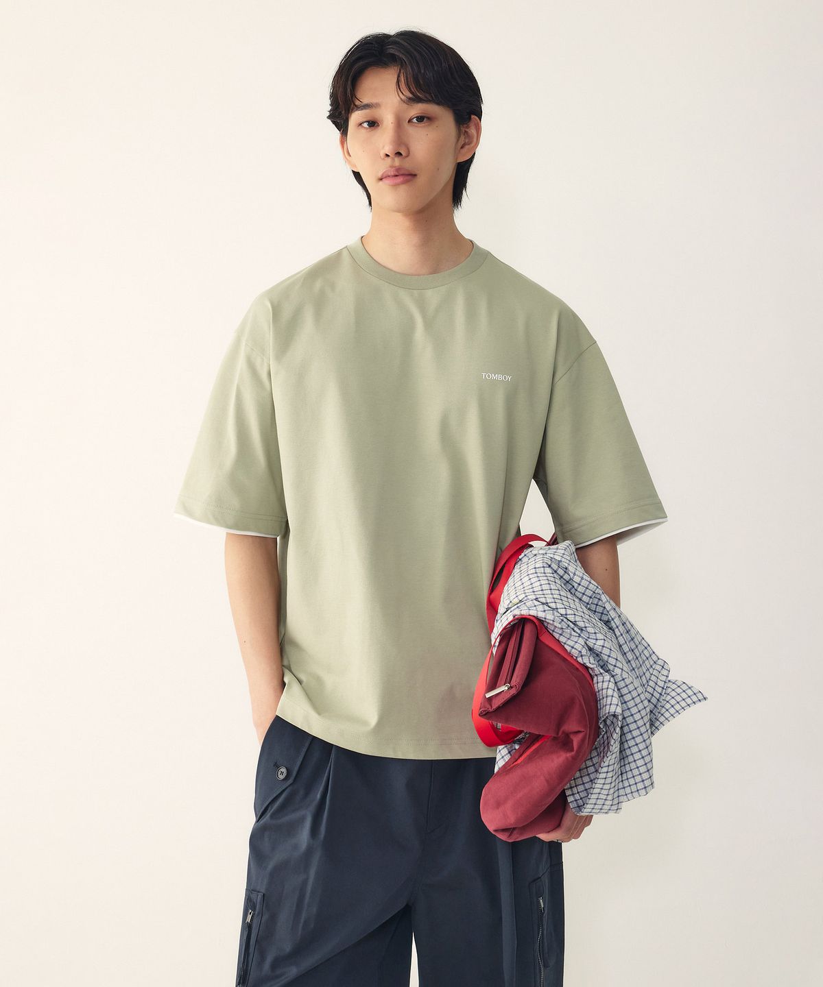 스튜디오 톰보이(STUDIO TOMBOY) [MEN] 배색 레이어드 로고 티셔츠_라이트 그린 9156222112