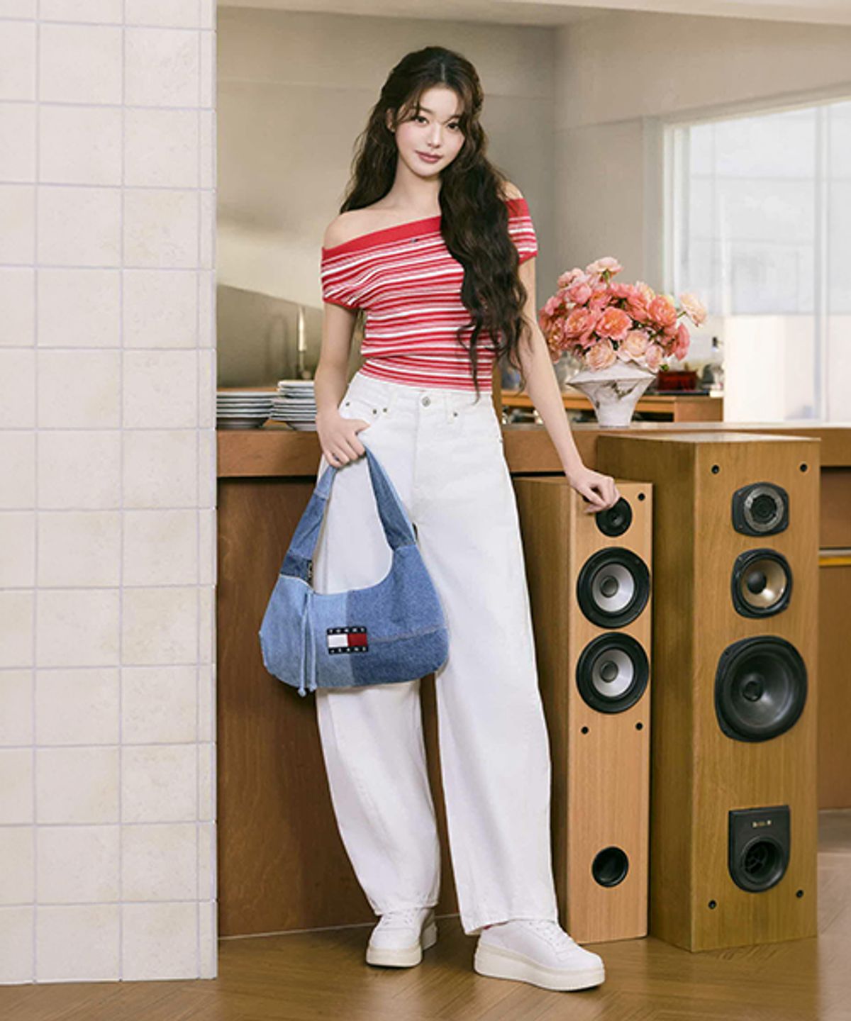 타미진스(TOMMY JEANS) 패치워크 데님 숄더백 (T32G1ABG41TWT11CN)
