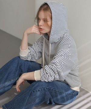 솝트 S/T 후드 맨투맨