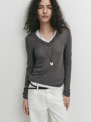 RIA V-NECK T-SHIRT_GRAY