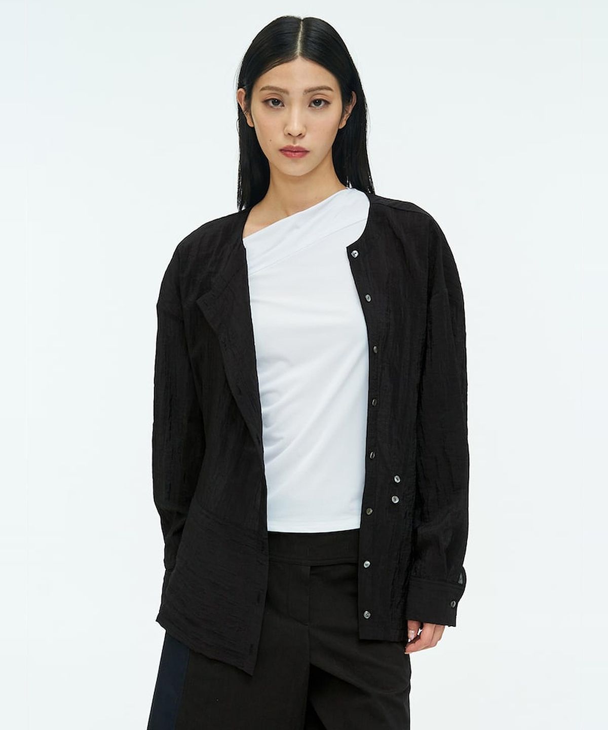 앙개(ANGGAE) Belted Tunic Blouse  Black