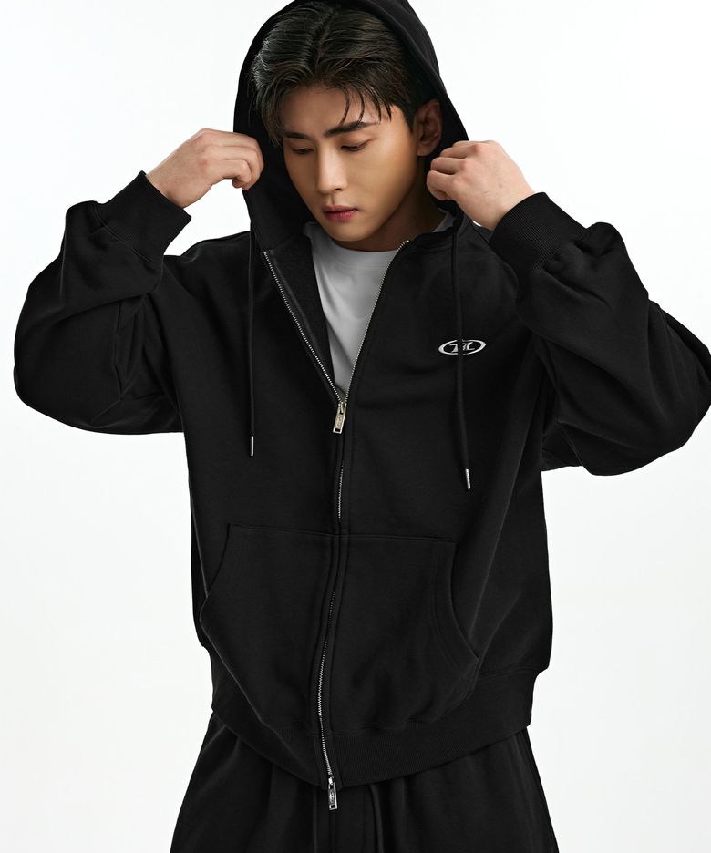 CHROME B HOODIE ZIP-UP [BLACK]