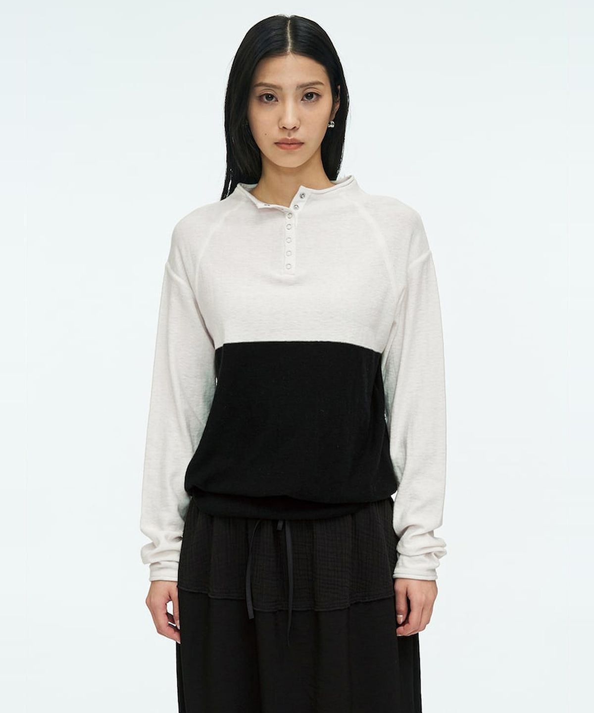 앙개(ANGGAE) Half Neck Button Pullover  Ivory