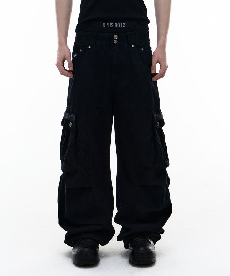 Op. 08 BIND CURVED CARGO PANTS BLACK