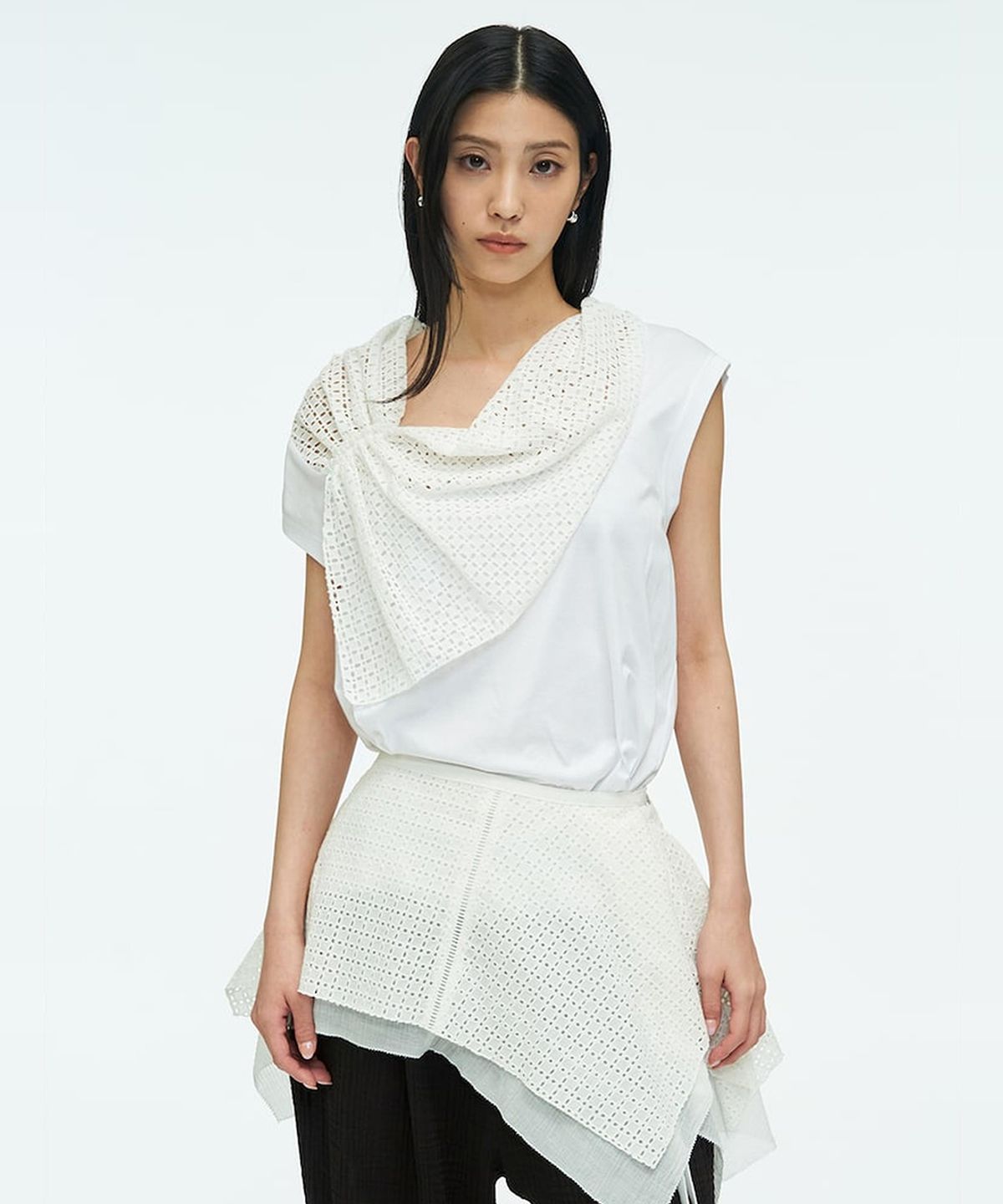 앙개(ANGGAE) Eyelet Chou Chou  White