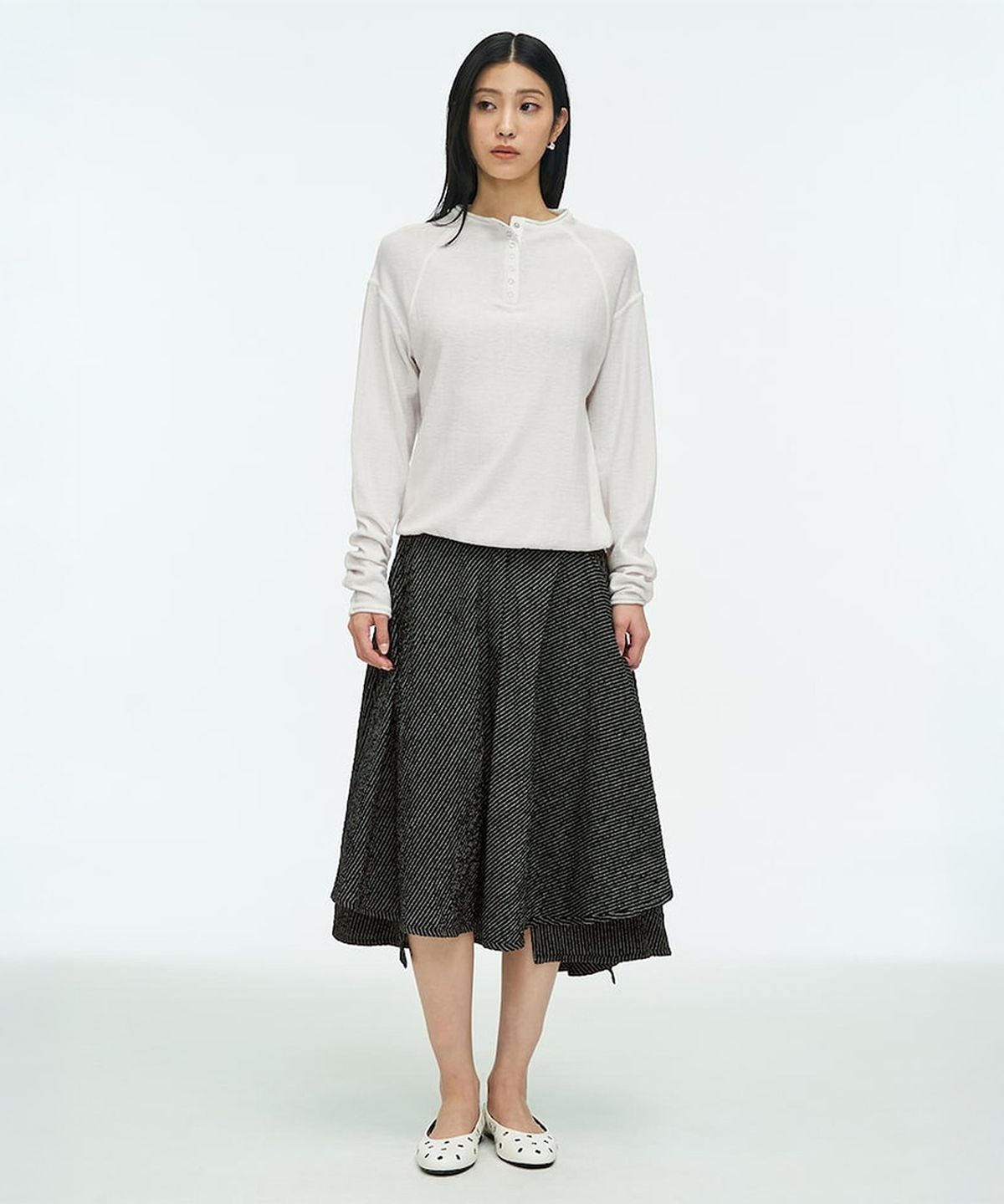 앙개(ANGGAE) Multi Panel Skirt  Black
