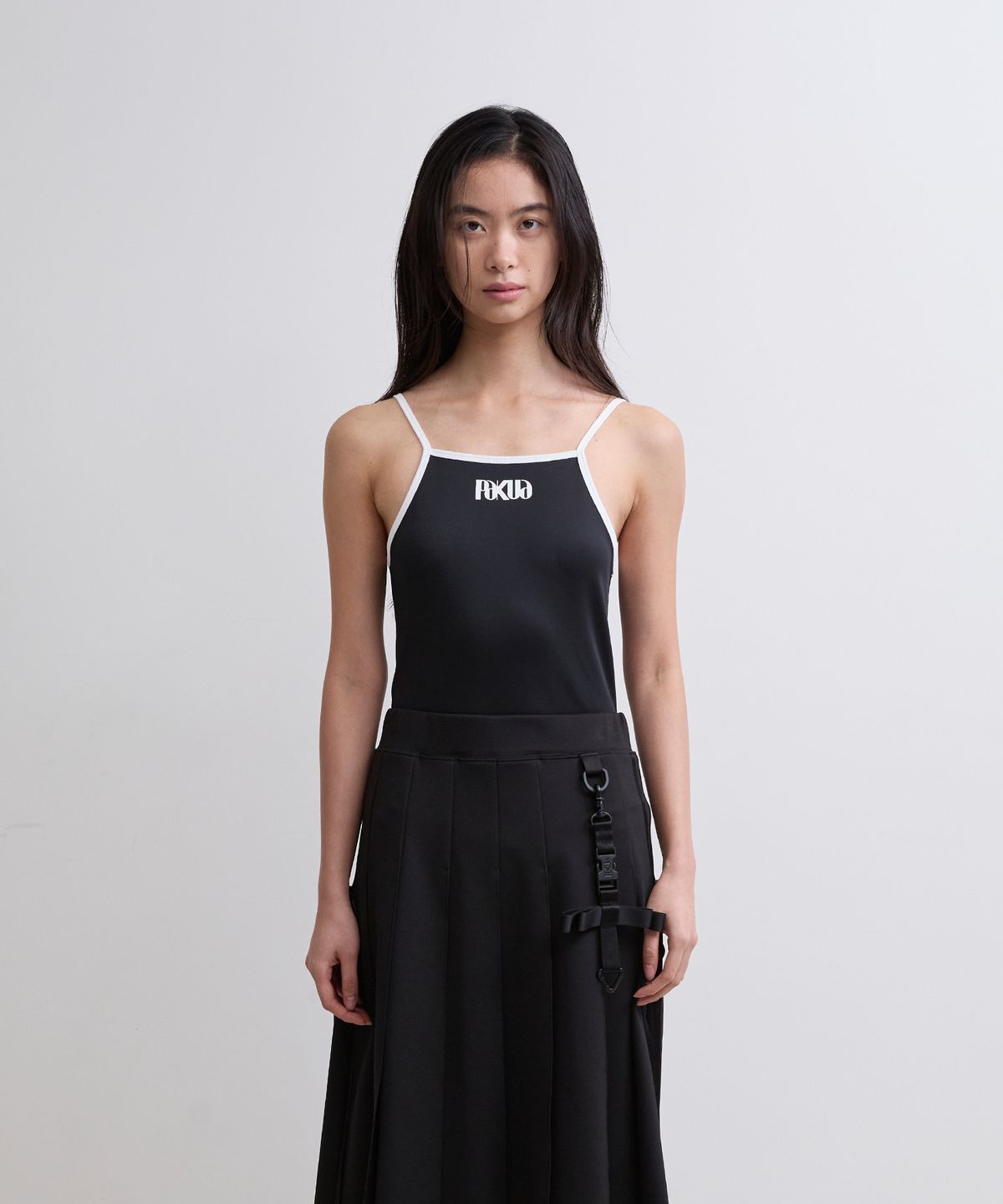 파쿠아(PAKUA) PAKUA BASIC STRAP TOP_BLACK
