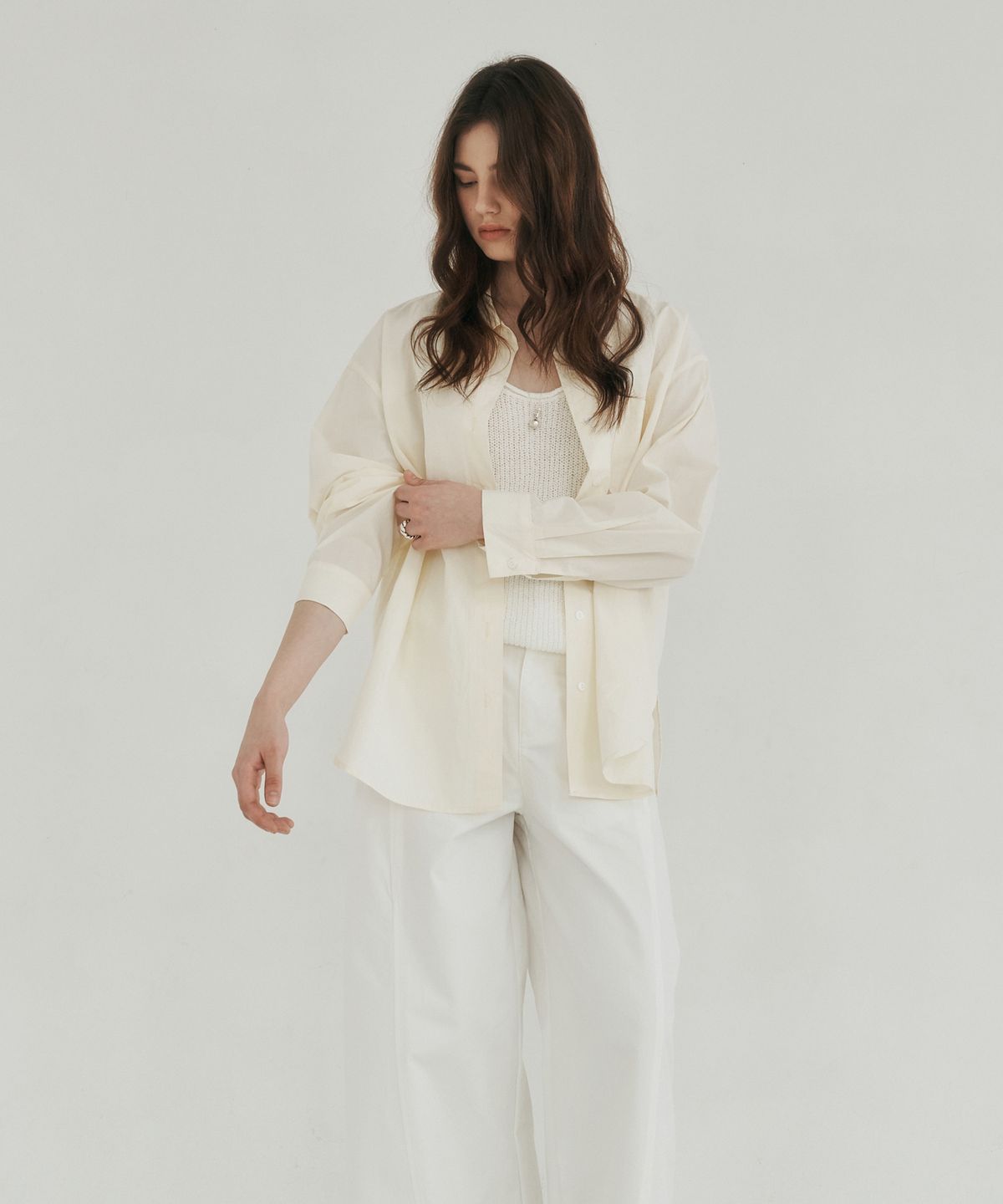 로시로우(LOSSYROW) Side Slit Cotton Shirt cream