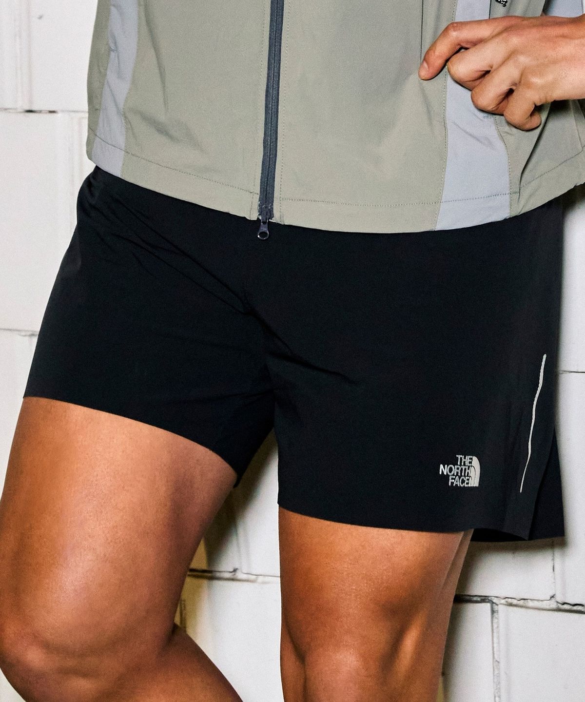 노스페이스(THE NORTH FACE) NS6NS09J 제트 런 쇼츠 BLACK