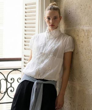 플라워 핸들 자수 윈드브레이커 (2C)