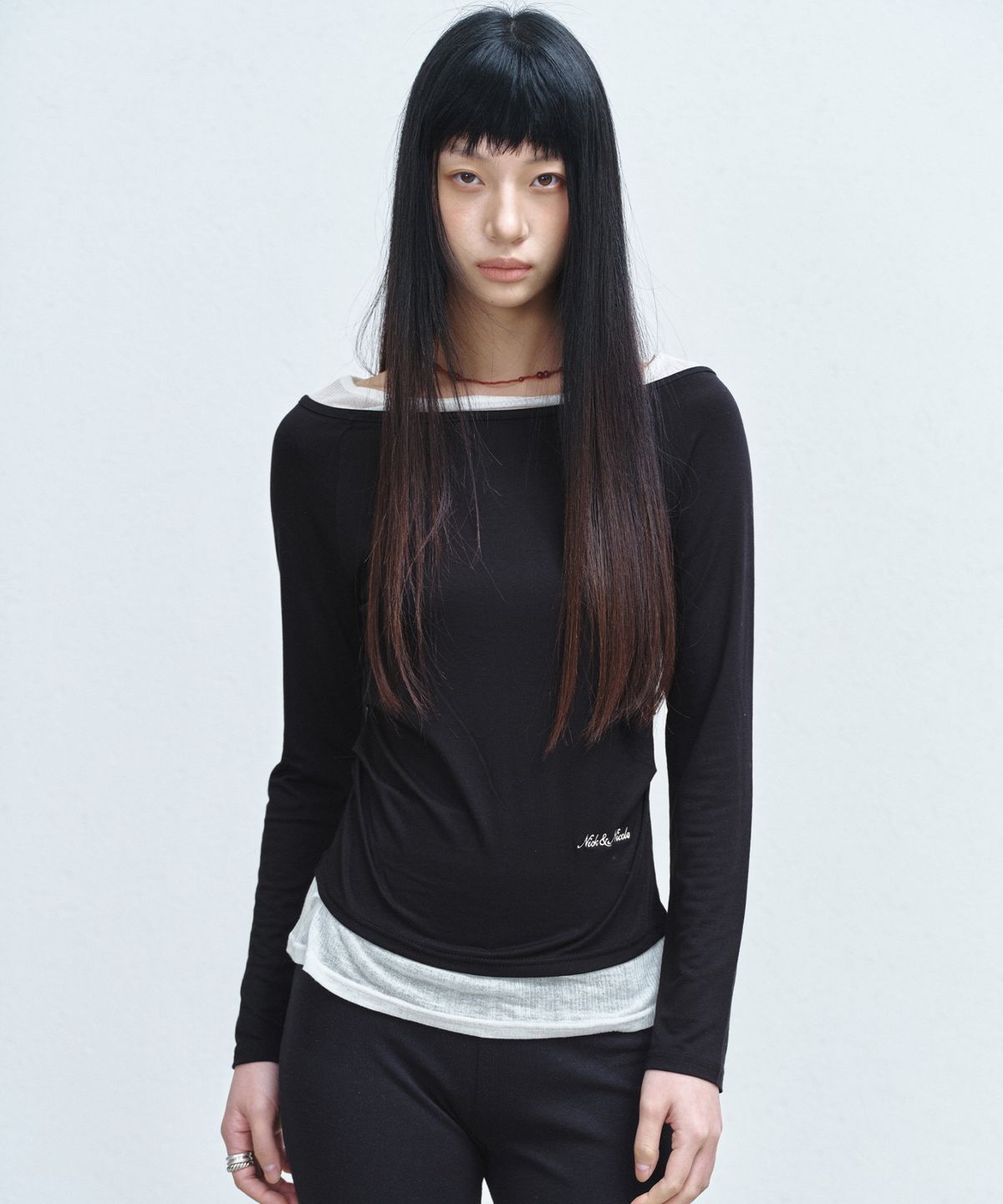 닉앤니콜(NICK&NICOLE) SHOULDER LAYERED TOP_BLACK