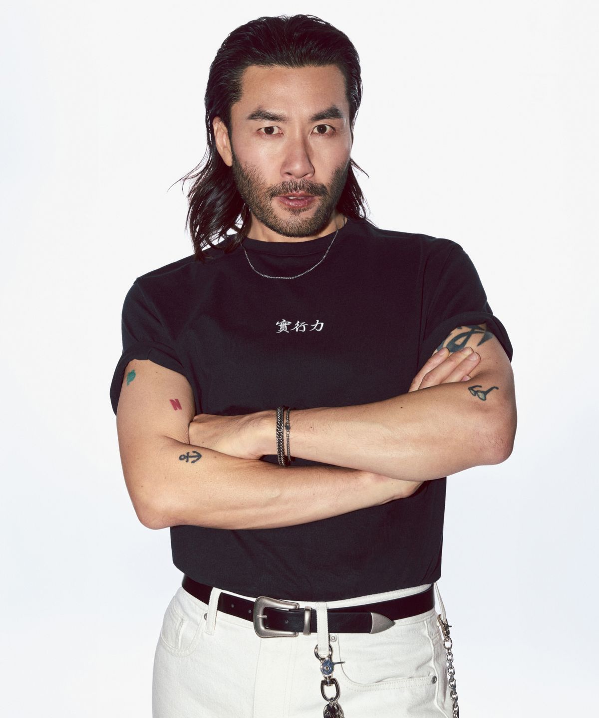 무신사 스탠다드(MUSINSA STANDARD) [노홍철 컬래버] 럭키 가이 實行力(실행력) 티셔츠 [블랙]