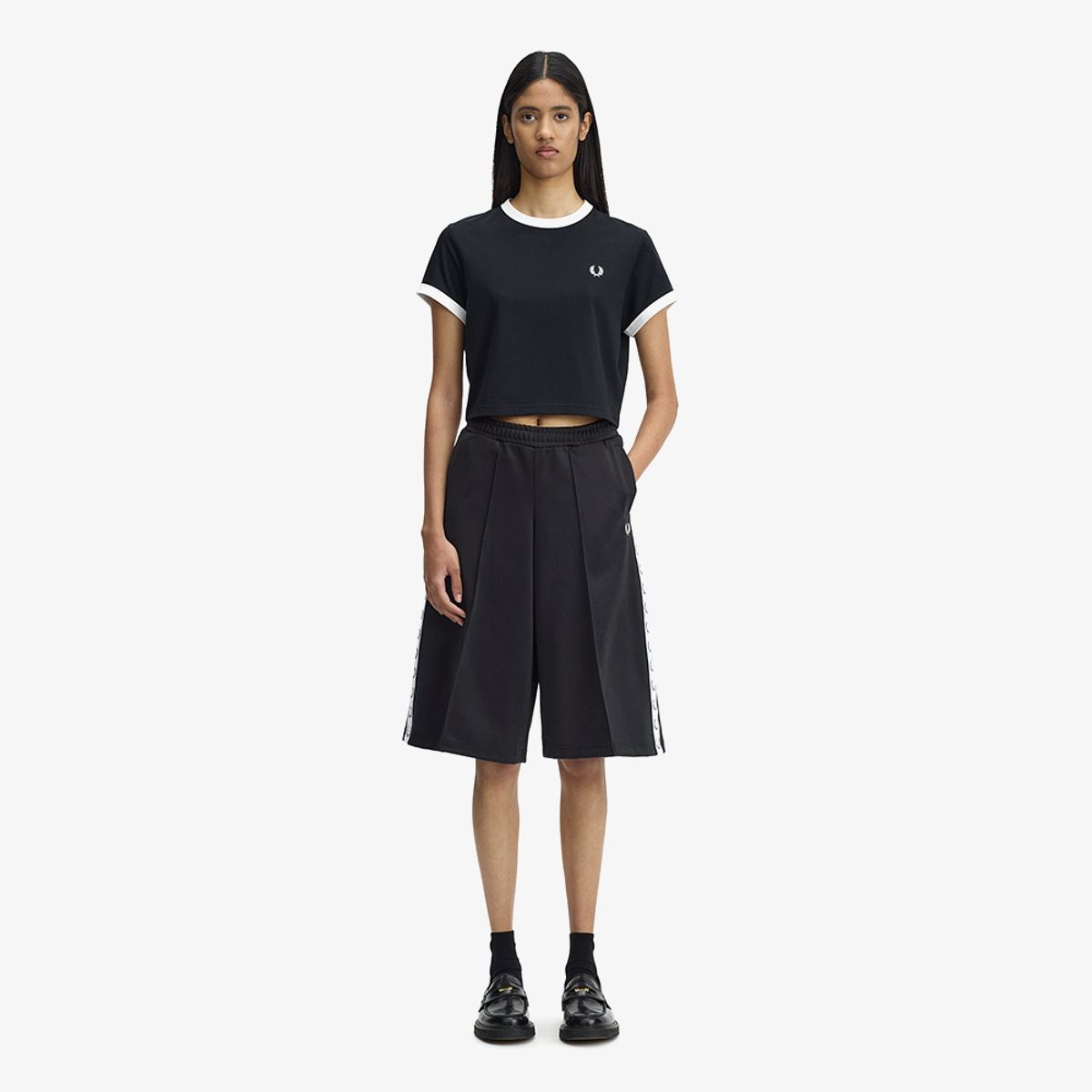 프레드페리(FRED PERRY) [womens] 테잎 트랙쇼츠 - 블랙 AFPF2612101-102