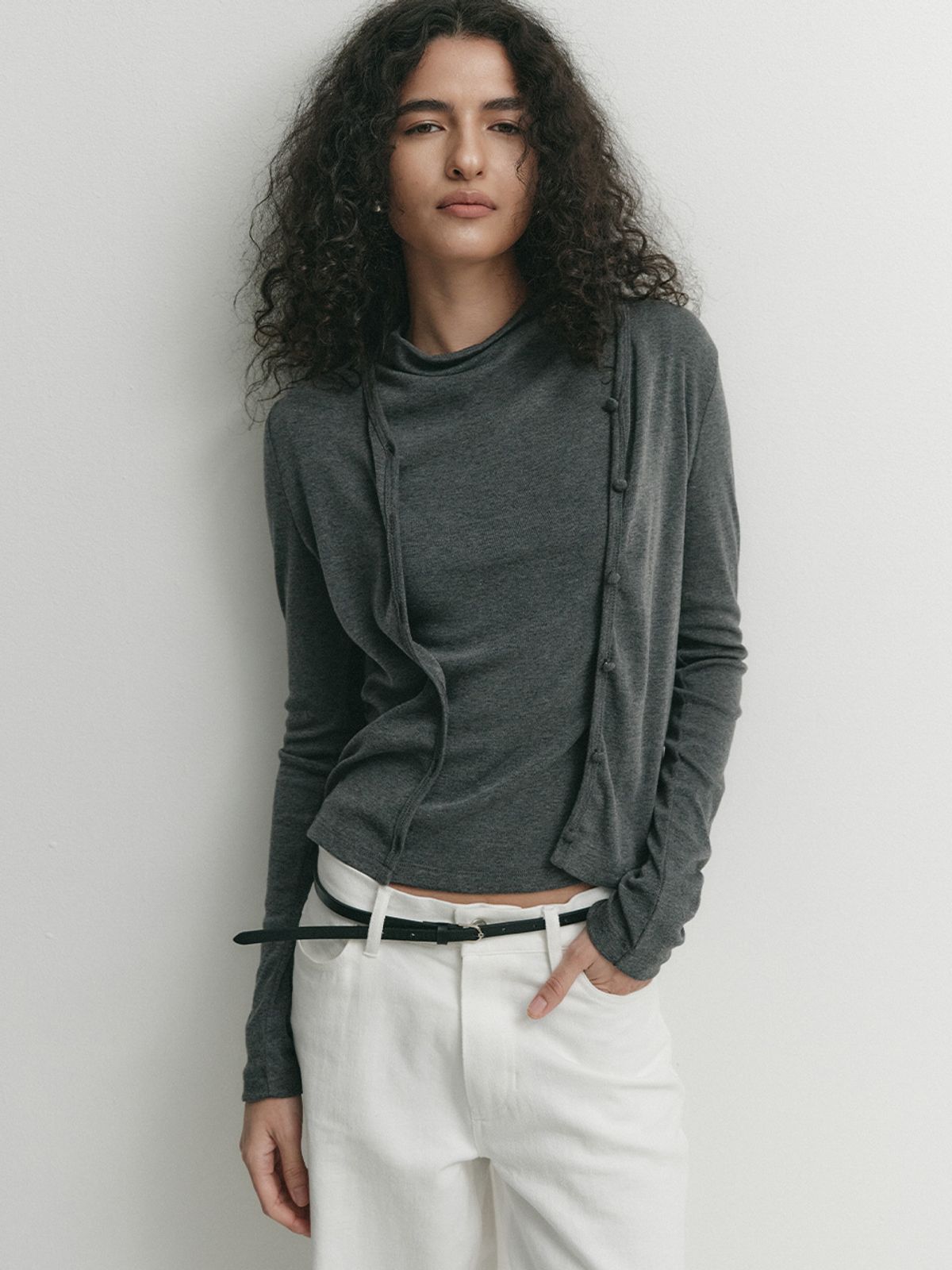 소플러(SOFLER) [SET] COI SLIM CARDIGAN SET-UP_CHARCOAL