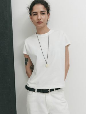 COMFY CUT-ON SLEEVE T-SHIRT_WHITE