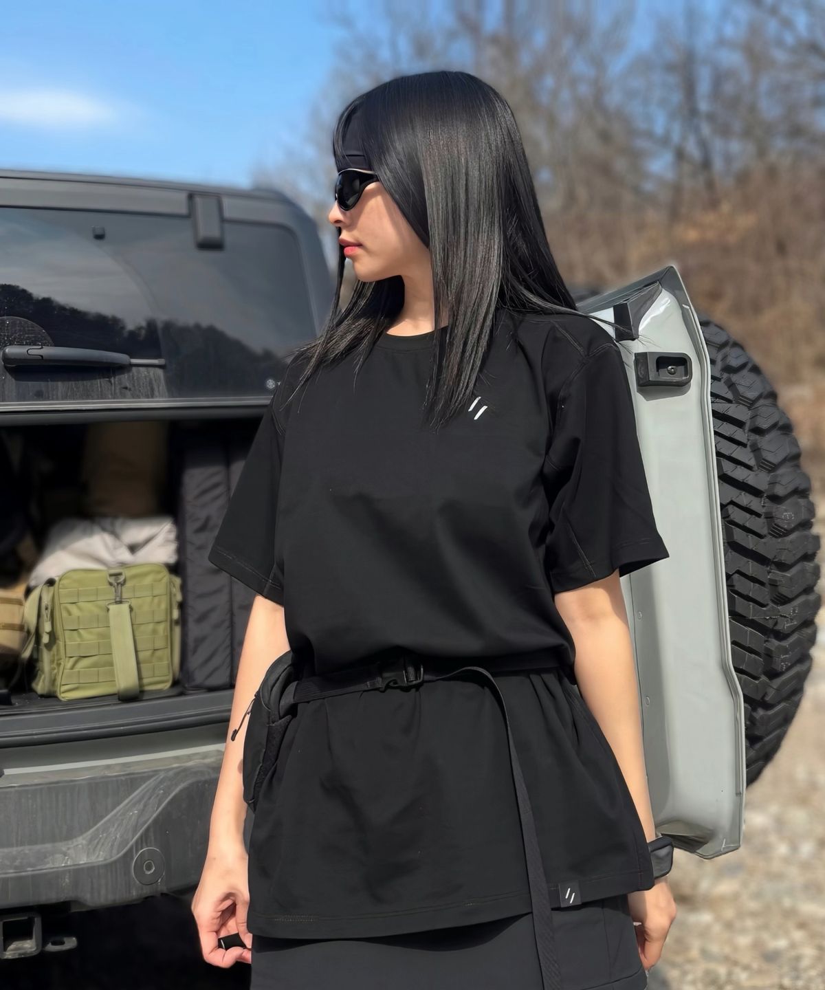 웰터 익스페리먼트(WELTER EXPERIMENT) AEREN T-SHIRT_BLACK