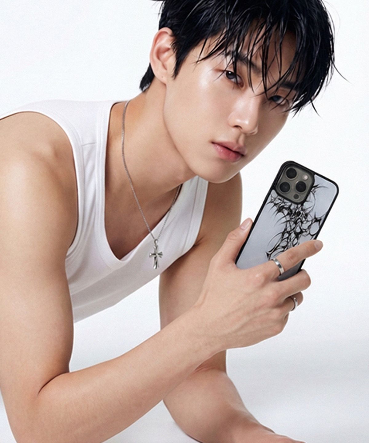 메모리즈바운더리(MEMORIESBOUNDARY) AETERNA Thorn Sigil Phone Case (BK_Epoxy/MagSafe Glass)