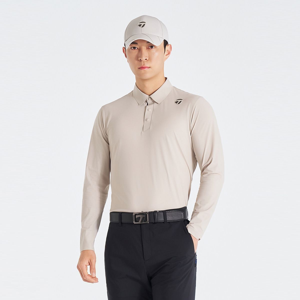 테일러메이드 어패럴(TAYLORMADE APPAREL) 26SS 남성 등판 핫멜트 절개 카라 티셔츠 TT6-12HG41-509