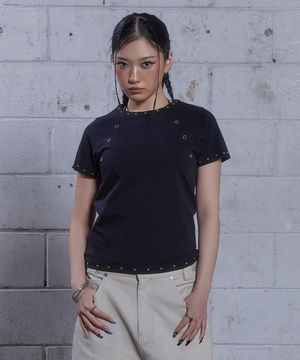 (DUC) Eyelet Stud Semi-Crop T-Shirt Black