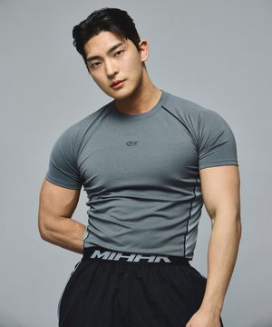 심볼 로고 머슬 프로 티셔츠 (GRAY)