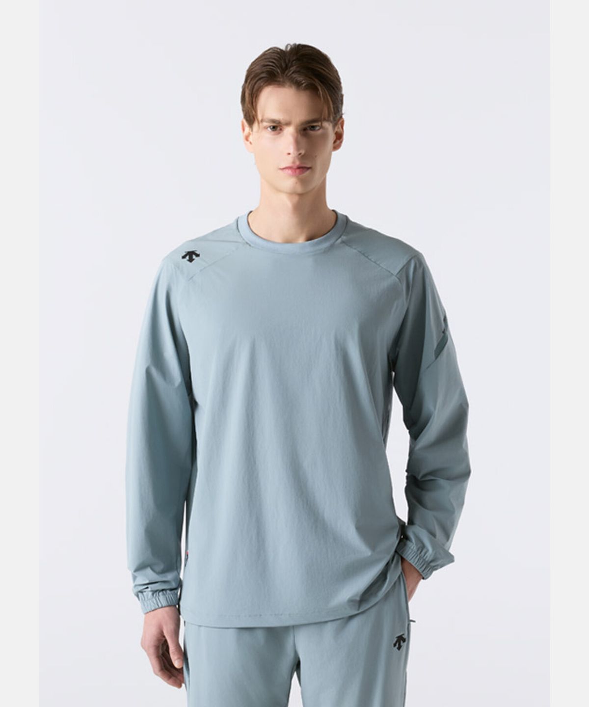 데상트(DESCENTE) 스위스 트라이애슬론 쿨링 긴팔 티셔츠 그레이 SR221IWH41