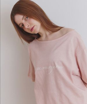 레터링 피그먼트 오프숄더 빈티지 티셔츠 핑크