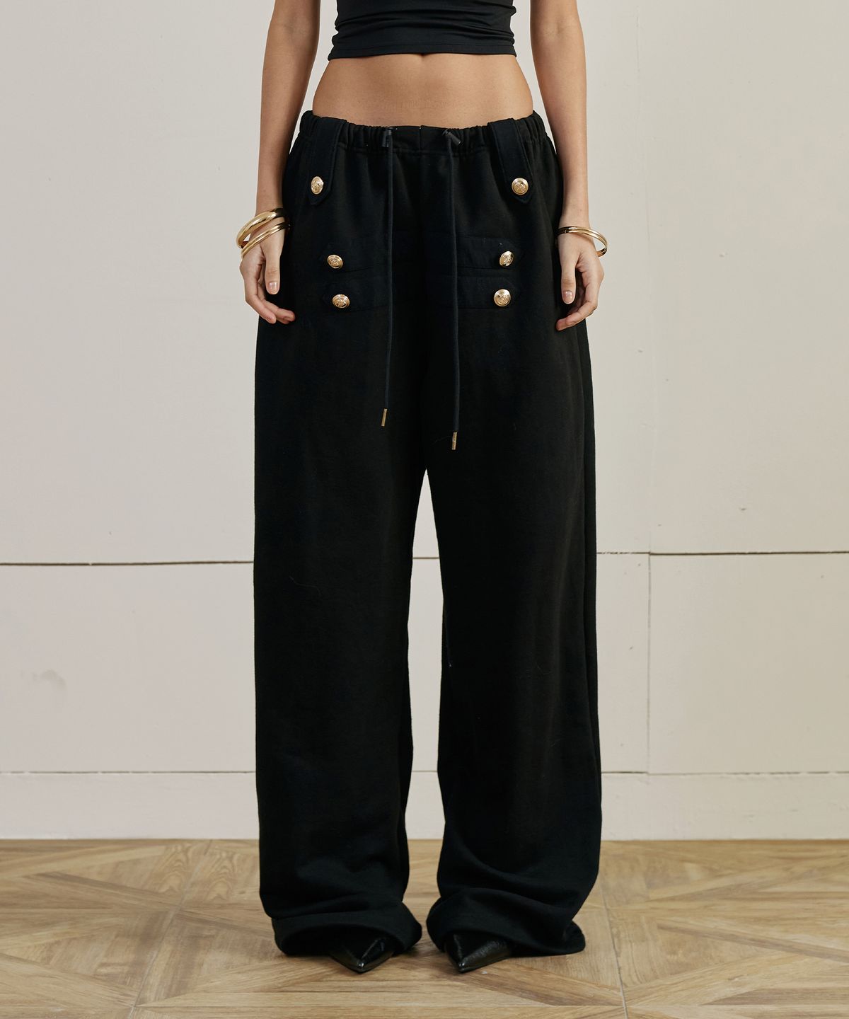 이와이이알(EYEER) Napoleon Sweatpants - Black