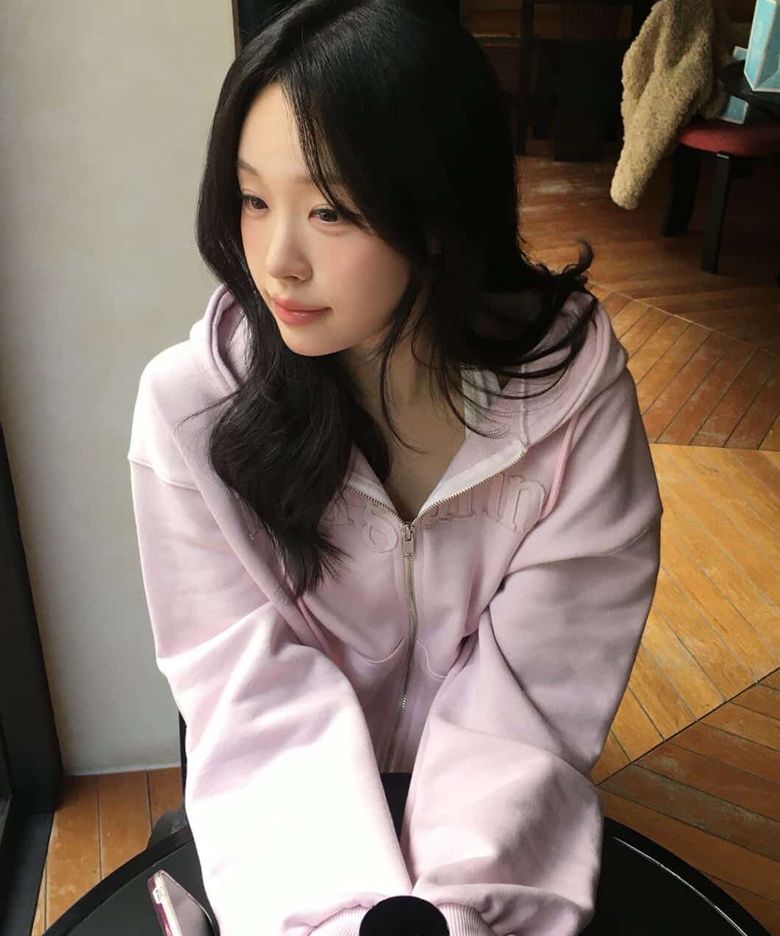 마가린 아플리케 루즈 투웨이 지퍼 후드집업 핑크