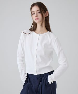 DGDP 스퀘어 로고 슬림핏 라운드넥 가디건_화이트