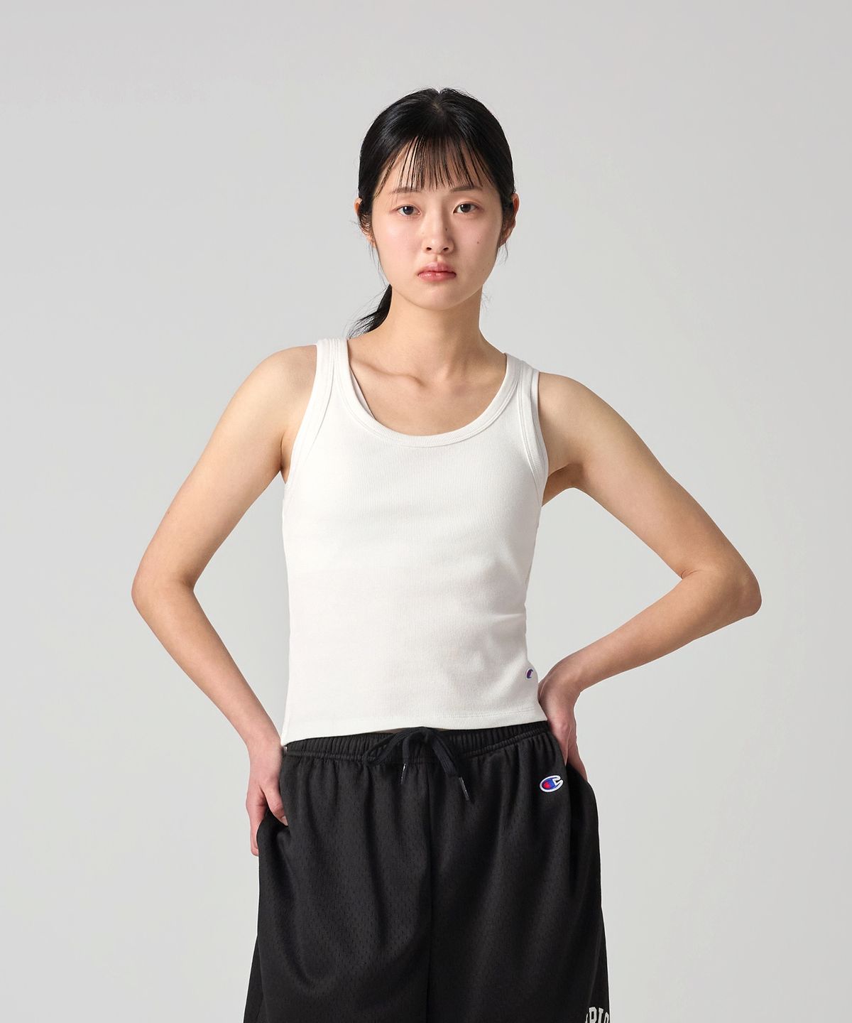 챔피온(CHAMPION) 여성 C로고 베이직 슬리브리스 White
