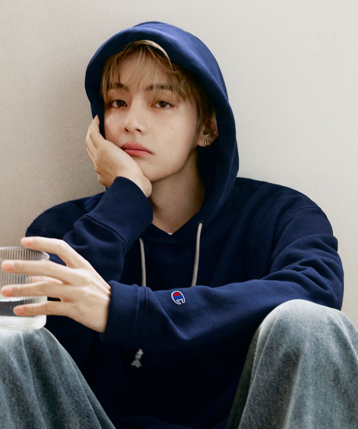 챔피온(CHAMPION) 리버스위브 루즈핏 후드 티셔츠 Navy